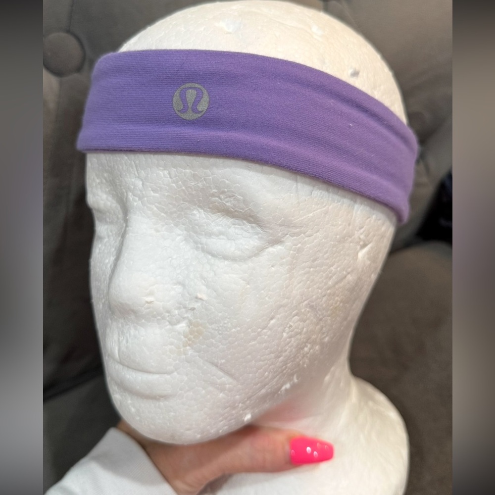 Lululemon Slipless Lavender Purple Headband